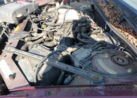 2001 Buick Century Custom из США, поврежденный, VIN 2G4WS52J211136669